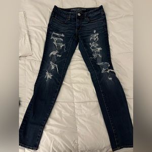 American Eagle. Size 6. Dark Blue